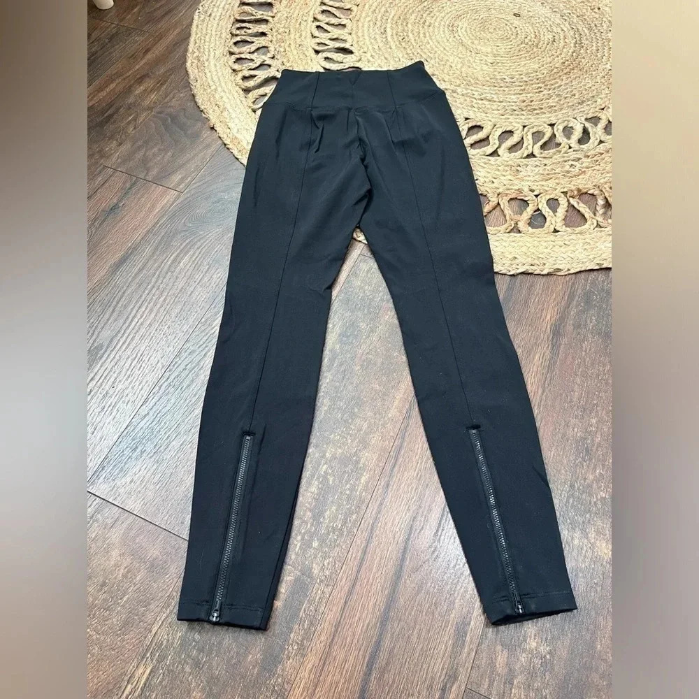 Athleta Stellar Tight size 0 Black - Picture 6 of 7